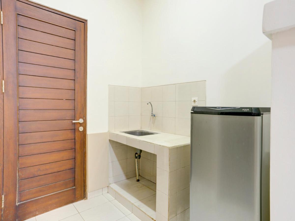 Oyo Flagship 90754 Alamanda Guesthouse Denpasar  Exterior photo